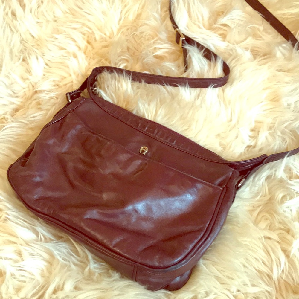 Vintage 1970’s Etienne Aigner Bag!